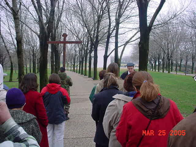 2005_1.jpg - 45.07 kB