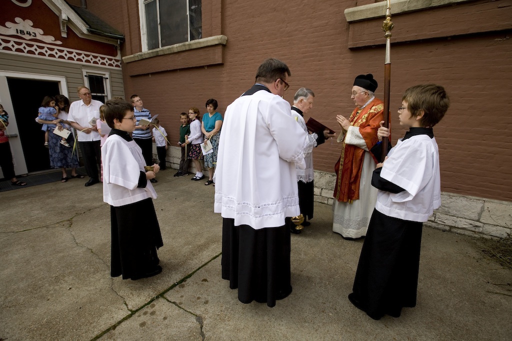 120401_naunheim_mary_victories_055.jpg - 244.41 kB